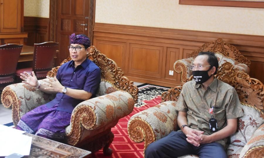 podiumnews.com-Sekda Adi Arnawa Maksimalkan Kinerja Tim Smart City